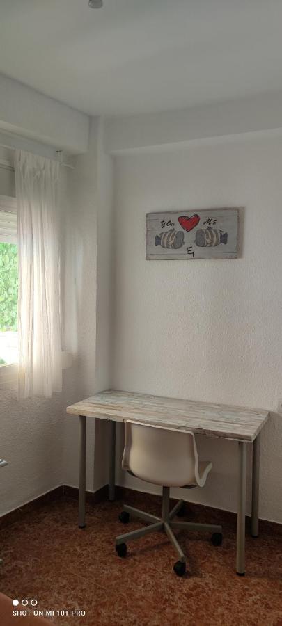 Tranquilidad En El Centro De La Ciudad Appartement Málaga Buitenkant foto