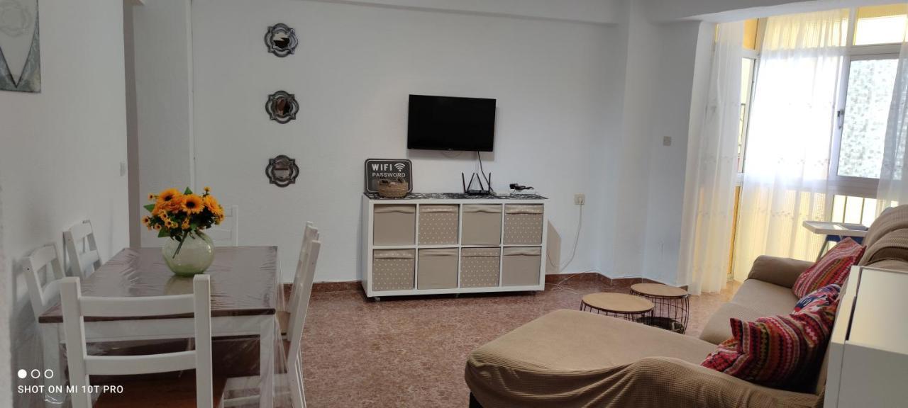 Tranquilidad En El Centro De La Ciudad Appartement Málaga Buitenkant foto