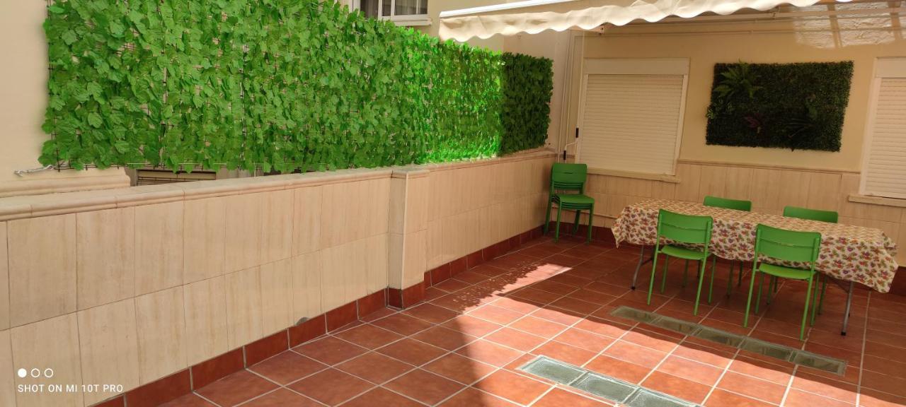 Tranquilidad En El Centro De La Ciudad Appartement Málaga Buitenkant foto